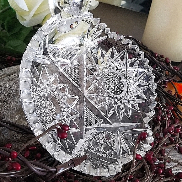 American Brilliant Nappy Cut Glass Dish with Handle 7" Crystal - Picture 10 of 11